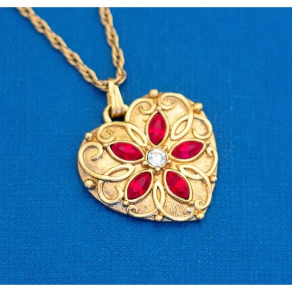 22 Inch Golden Heart Pendant Necklace by Avon - D23 - Picture 1 of 3